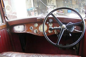 AOX 2 1934 17hp interior (2).jpg