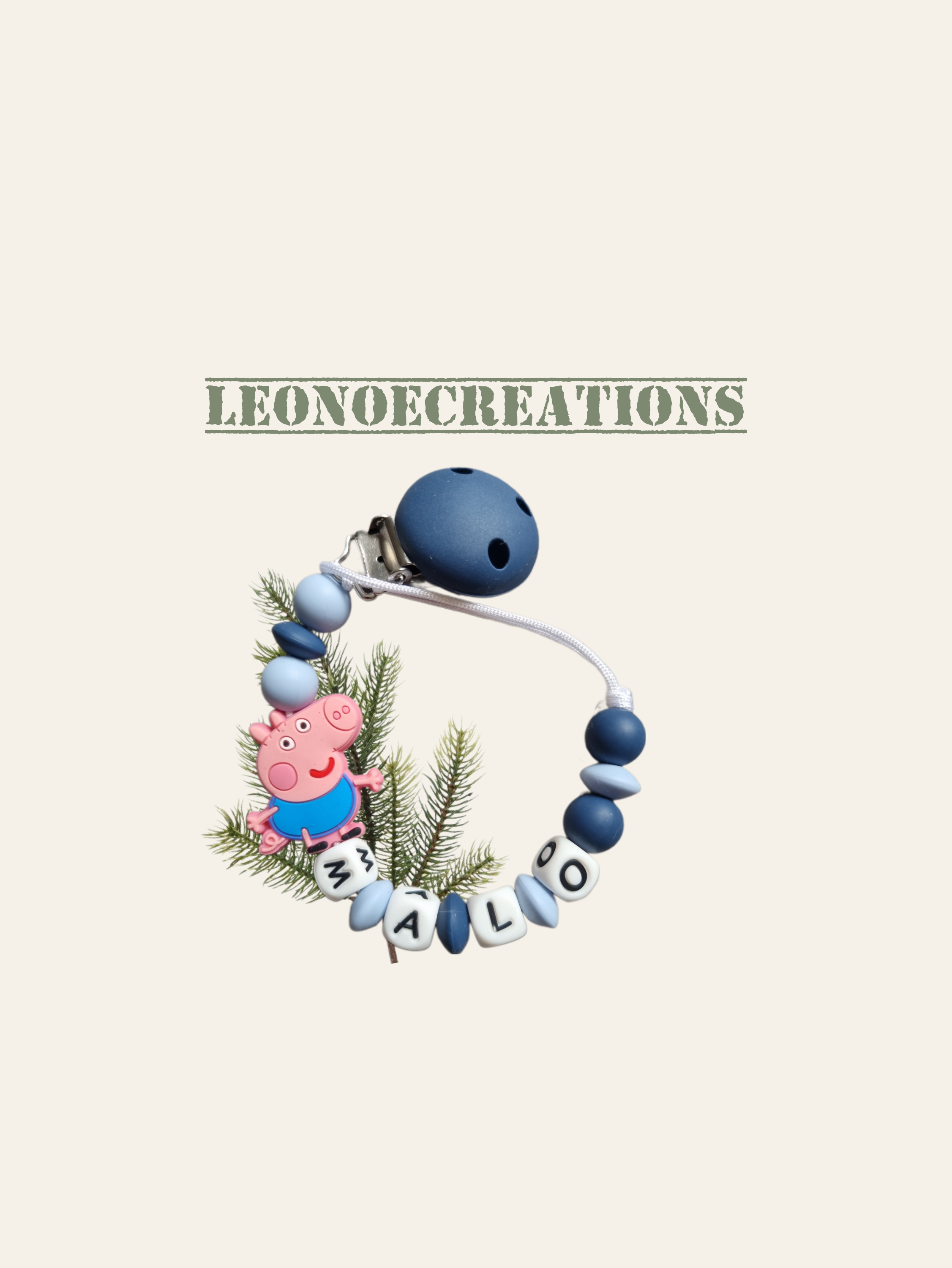 Attache tétine personnalisée silicone peppa pig bleu, alliant sécurité, praticité et charme naturel pour accompagner bébé