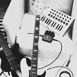 Bass gitare i klavijature