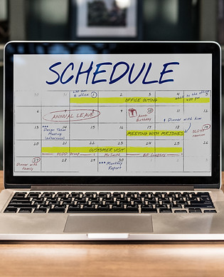 laptop-in-a-coworking-space-2023-11-27-04-52-08-utc.jpg