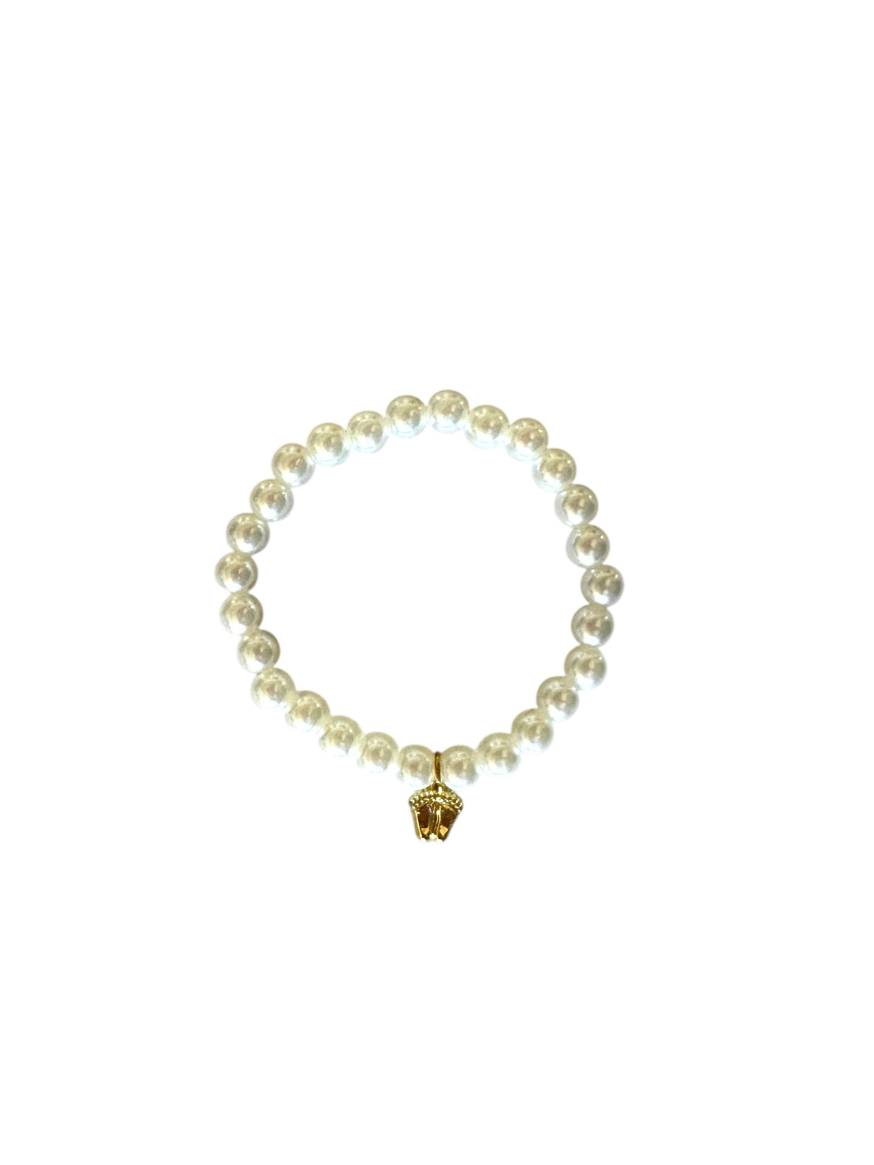 Single Strand Pearl Bracelet with Precious Feet Attached