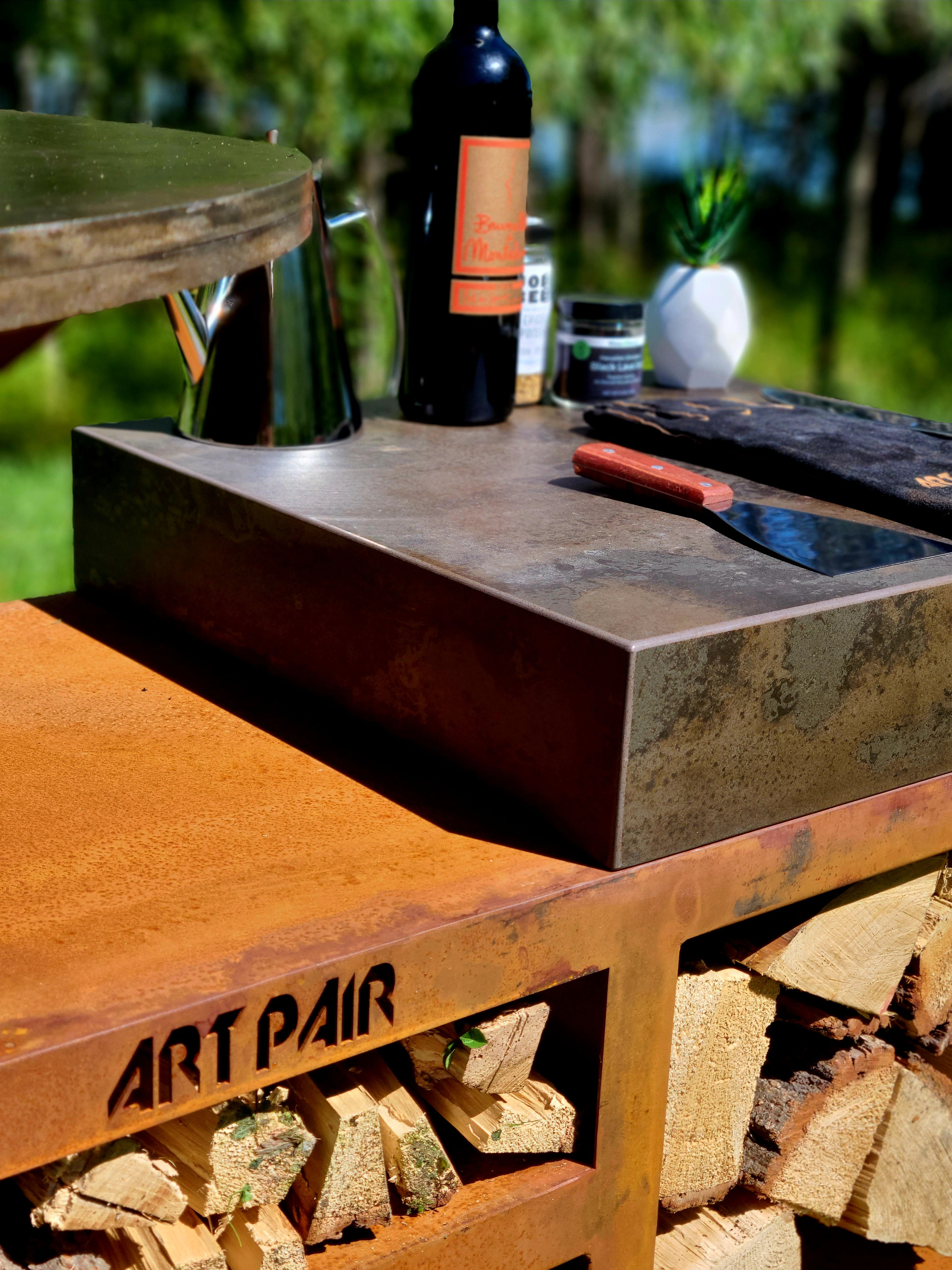 BBQ TABLE