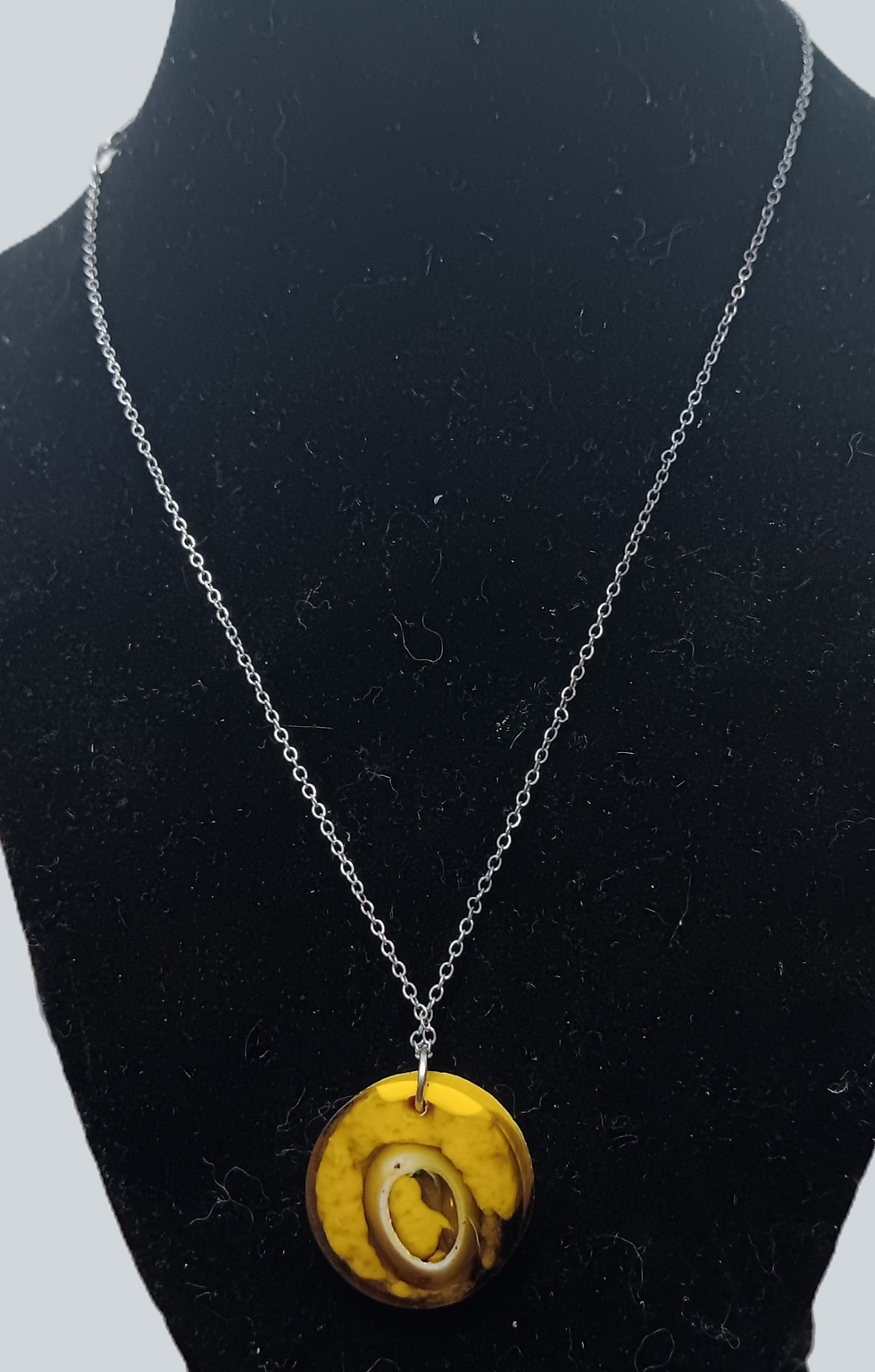 Yellow Resin Round Necklace