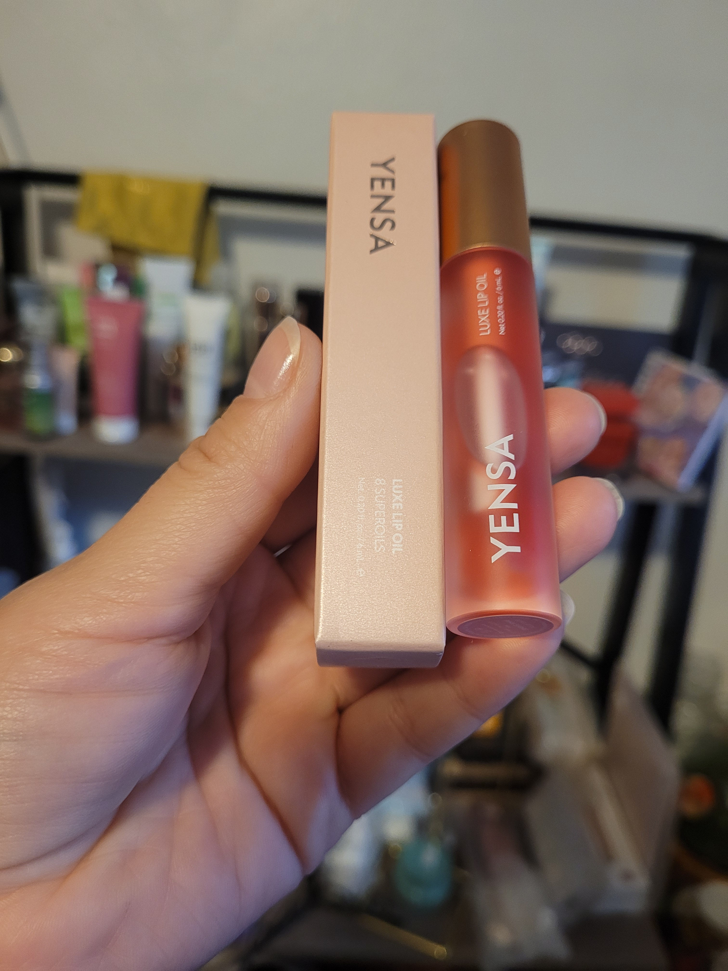 *Yensa Beauty* Luxe Lip Nourishing Oil with Hyaluronic + Vitamin E