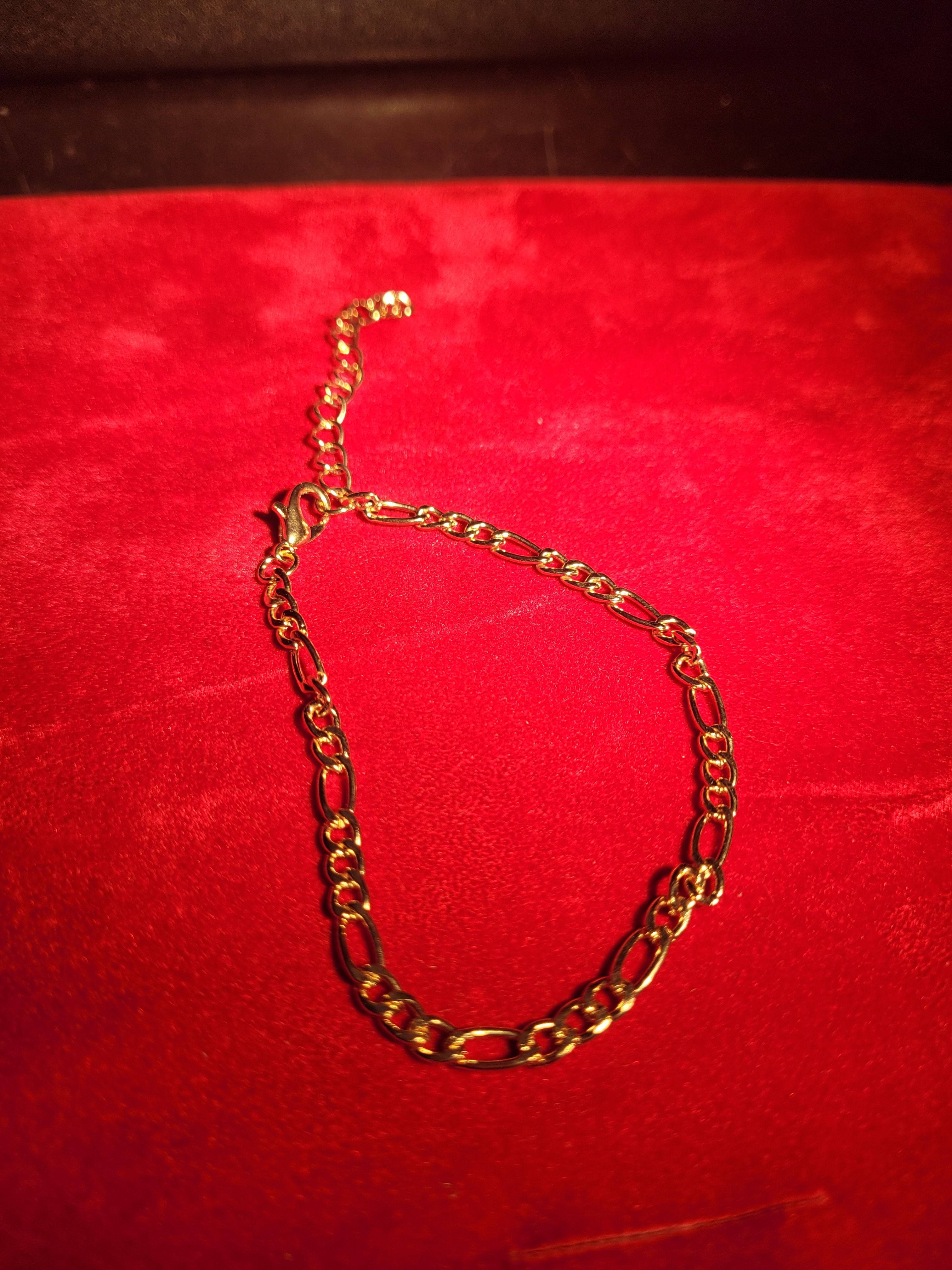 (A) Gold Tone Bracelet