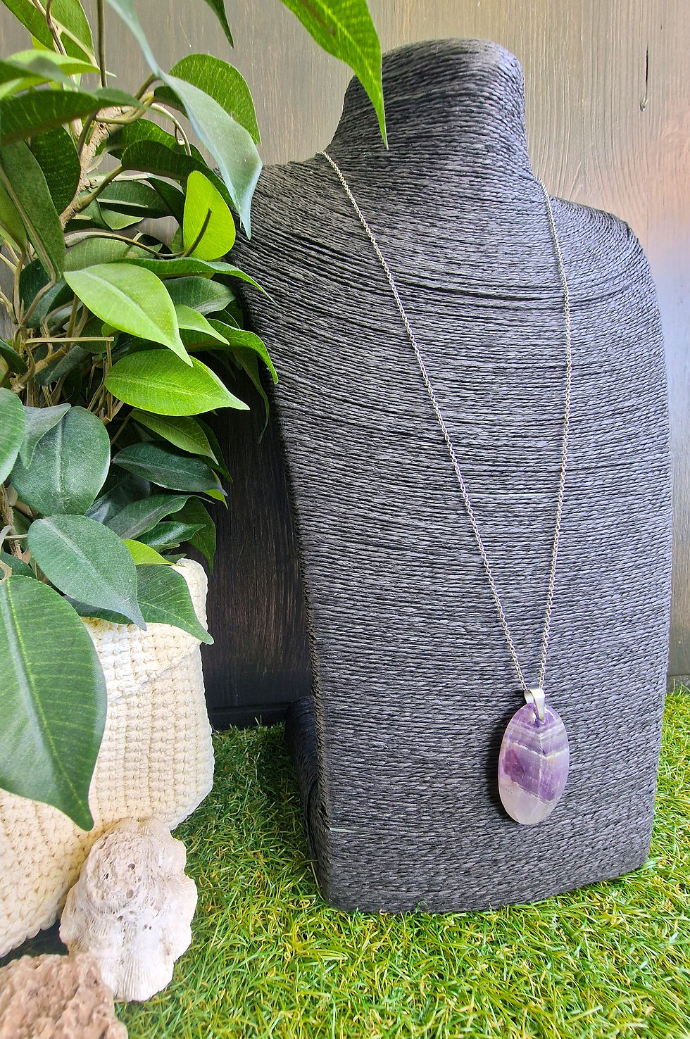Miniature : Collier sautoir avec une grande pierre d'améthyste