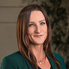 Helen Dwight headshot 2x2.jpg