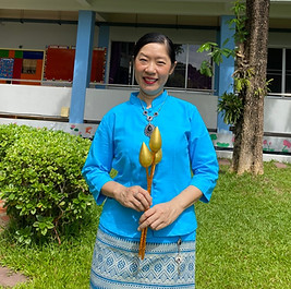 9764 ฟ้อนขันดอก_210717_1.jpg