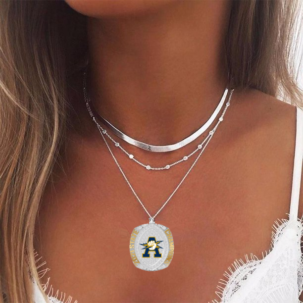 2021 Aquinas Champ pendant