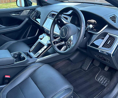 Interior clean Jaguar i-Pace