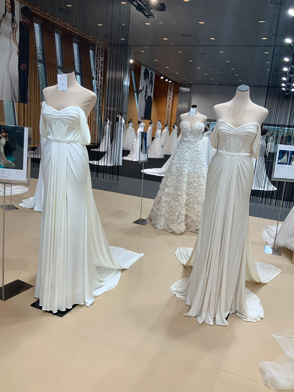 Miniatura: Atelier Pronovias Olympe