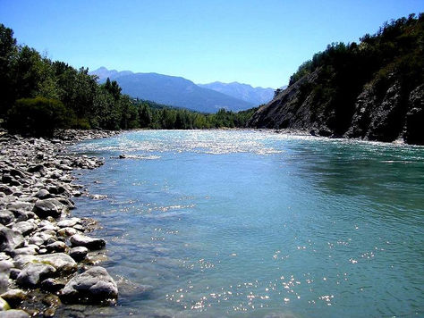 Rafting et écologie : préserver les rivières des Hautes-Alpes pour les générations futures