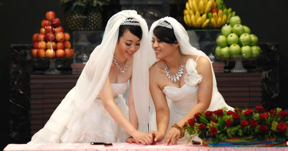 Lidia e Karina se casando