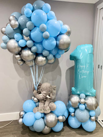elephant balloon display for 1st birthday