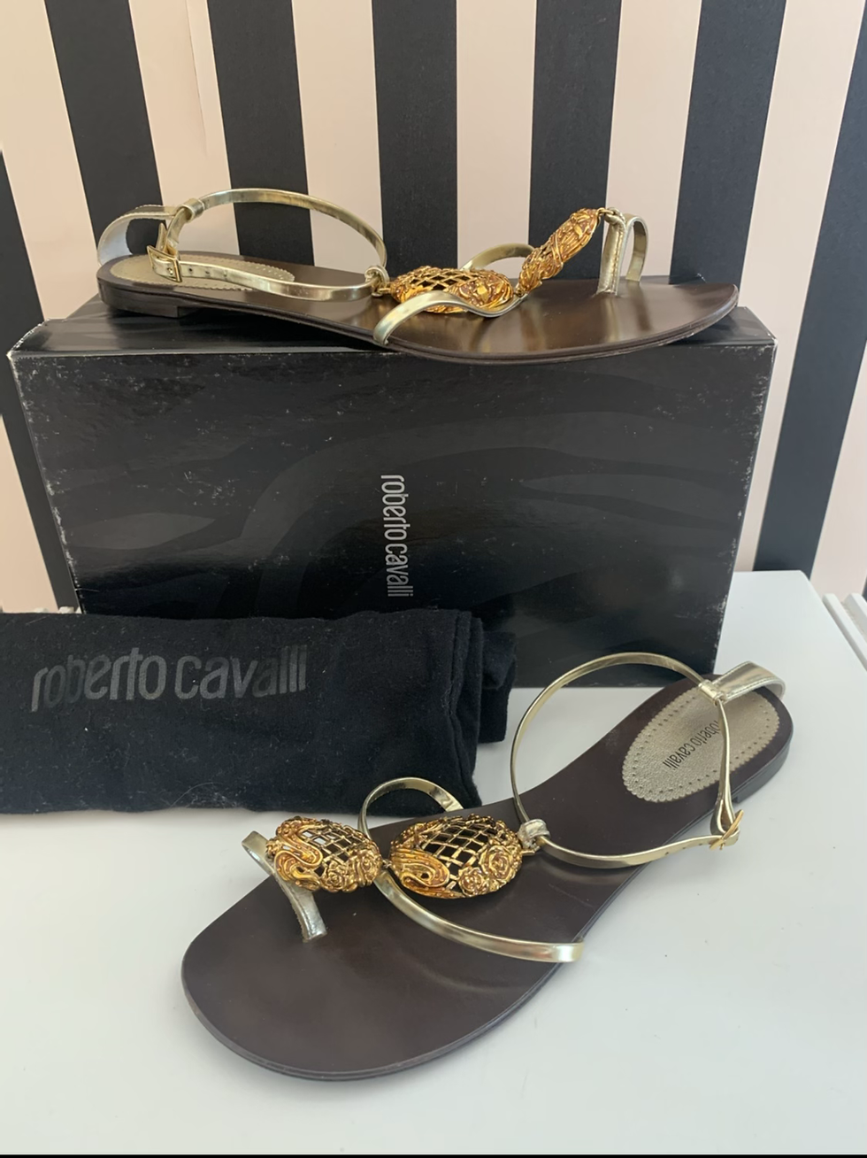 Thumbnail: Roberto Cavalli sandalo