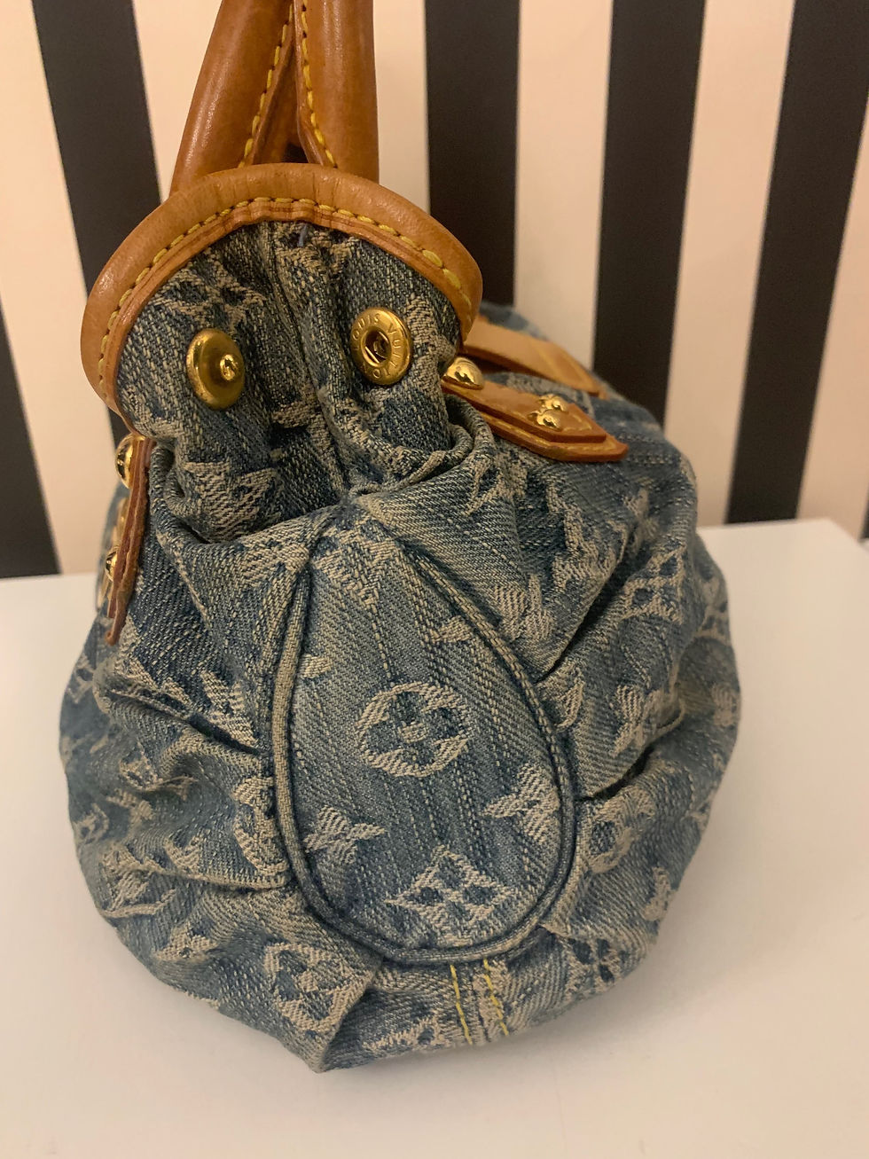 Thumbnail: Louis Vuitton borsa Pleaty vintage denim 