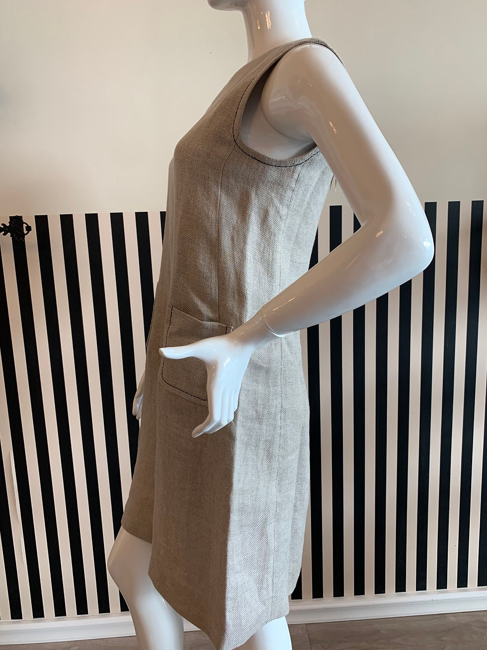Thumbnail:  Max Mara abito