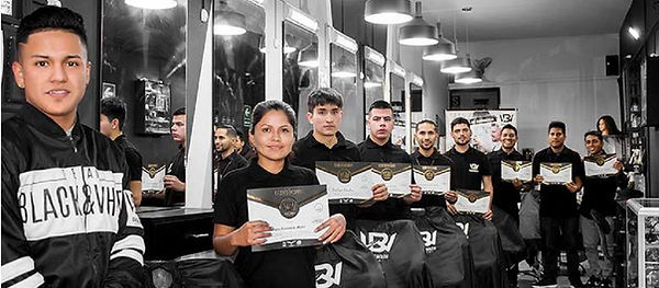 Curso de barberia en Lima B&W Academy