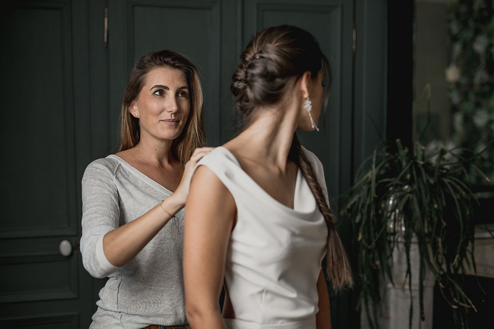 Claire Joly et l'une de ses clientes