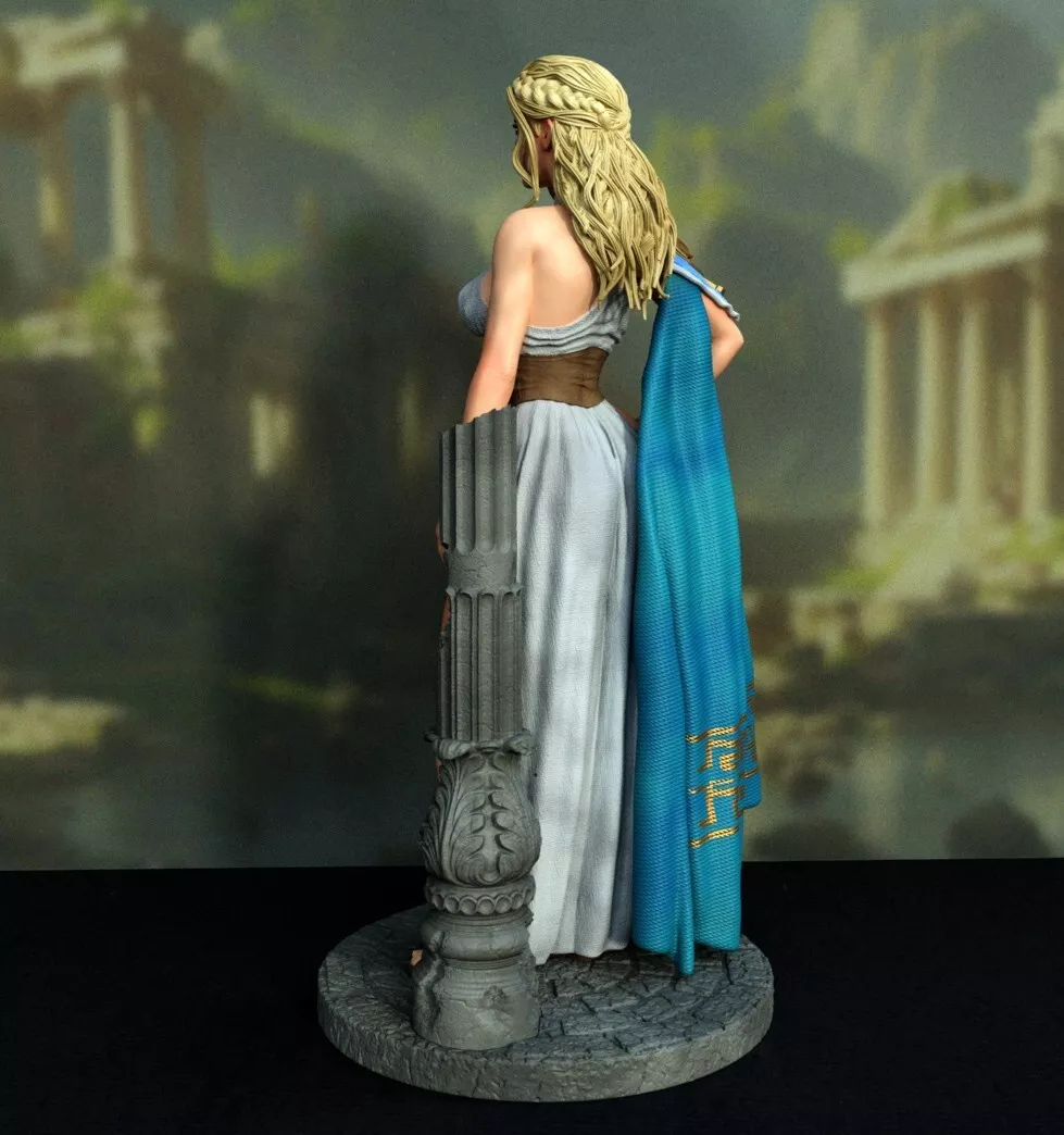 Thumbnail: Greek Girl - 1 x Unpainted Large Scale 3D Resin Printed Model Kit and Base - E3D