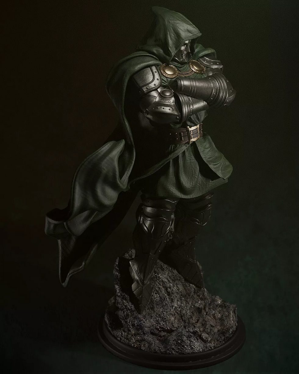 Thumbnail: Dr Doom - 1 x Gan Phéinteáil - Tacar Samhail Roisín Mórscála agus Bonn - ca3d