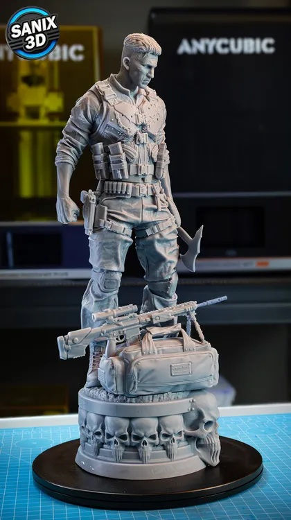 Miniatura: The PUNISHER - 1 x Unpainted Large Scale 3D Resin Printed Model Kit + Base - SAN