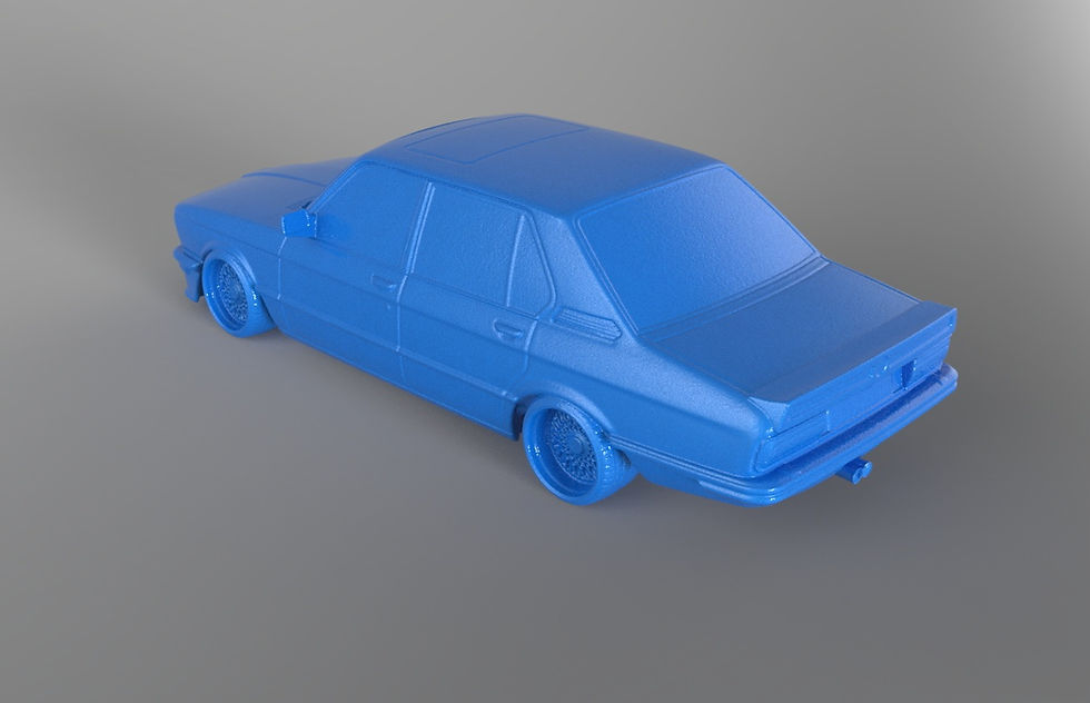 サムネイル： BMW M535i または BMW M3 E30 - 様々なスケール - 1ピースの3D樹脂プリント - K3D