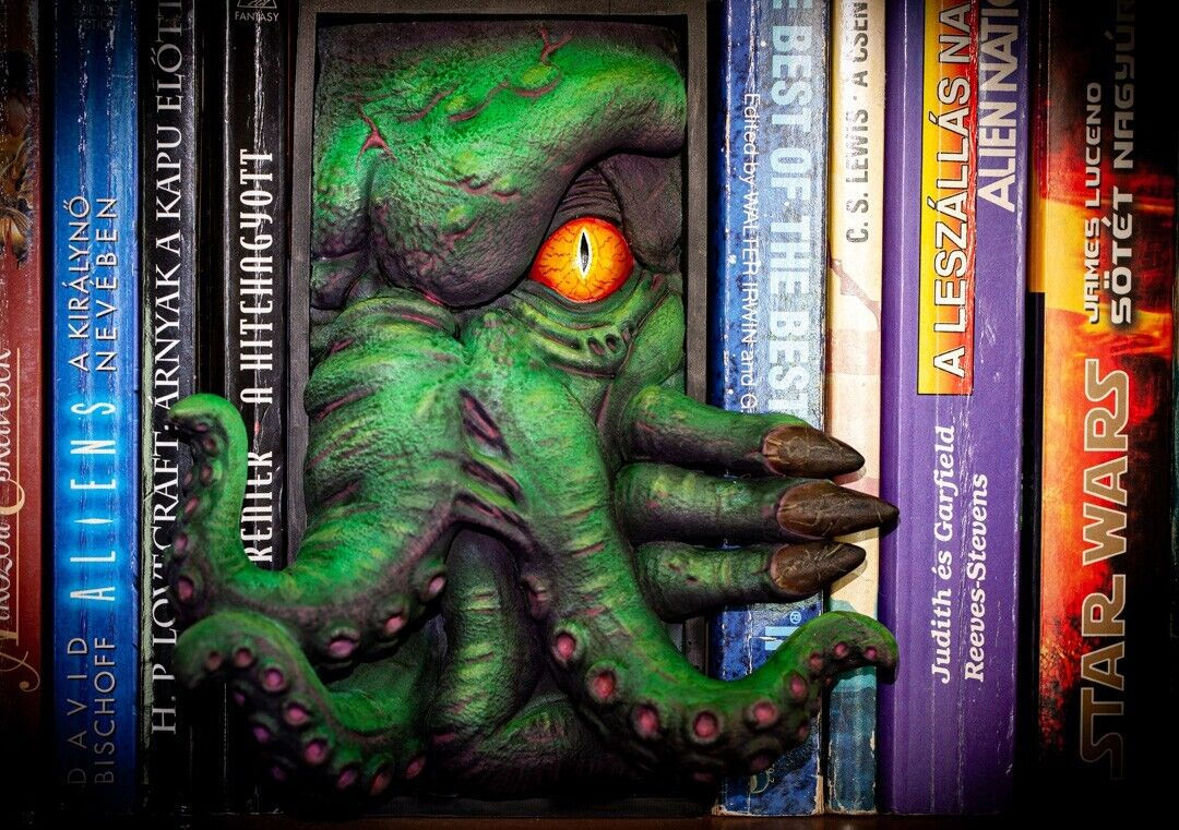 Kult - 1 x niepomalowany, żywiczny kącik na książki Udekoruj swoją biblioteczkę - MoM