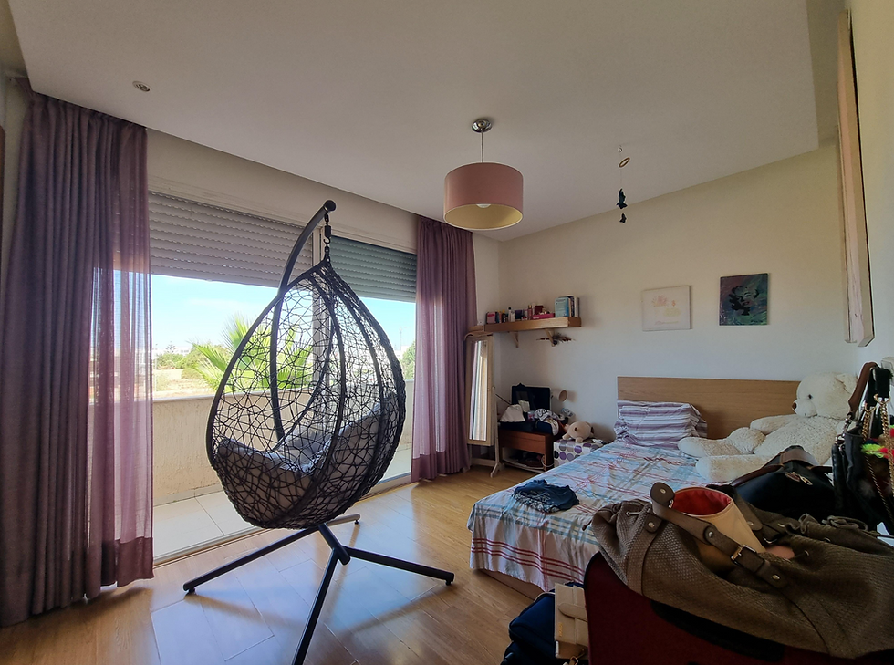 Miniature : À Louer : Villa de Prestige Rénovée avec Piscine à Dar Bouazza