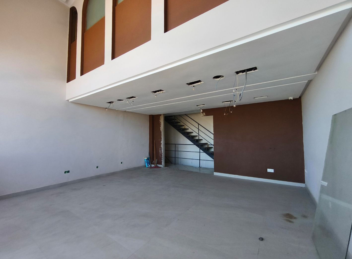 Magasin en location route azzemour