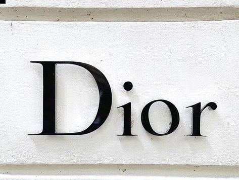Fahion Brands A Través del Tiempo: Dior