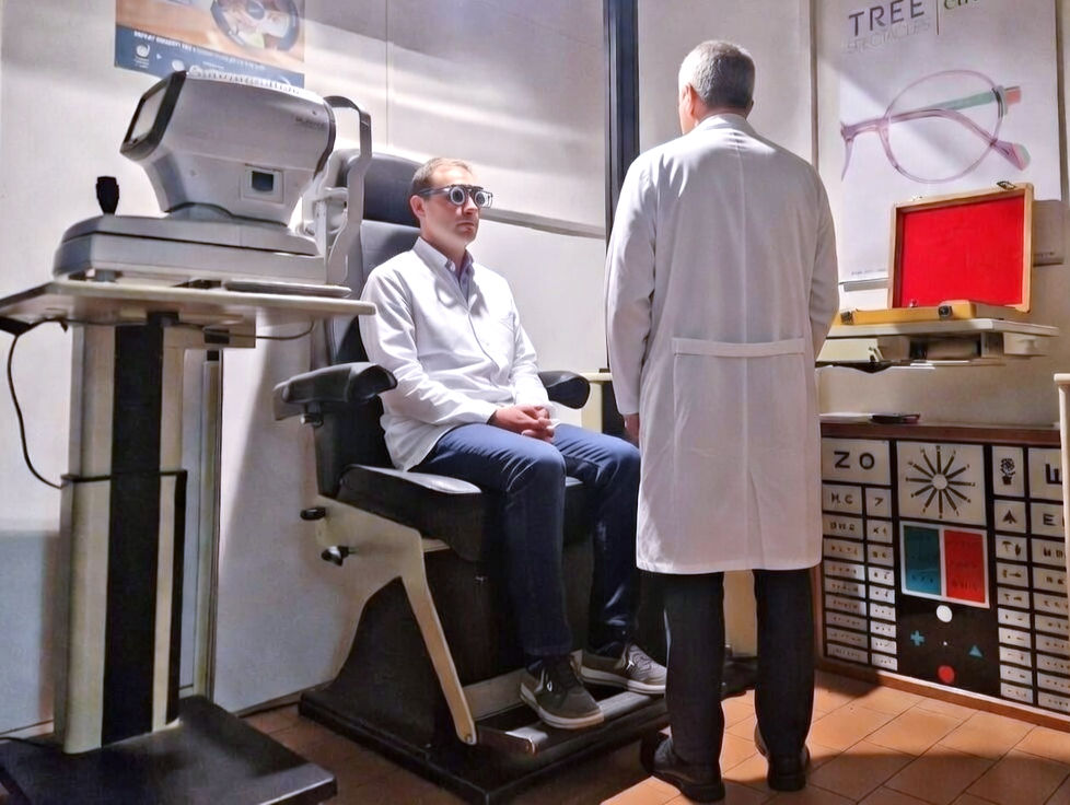 Vista stanca e mal di testa: quando è il momento di fare un esame della vista