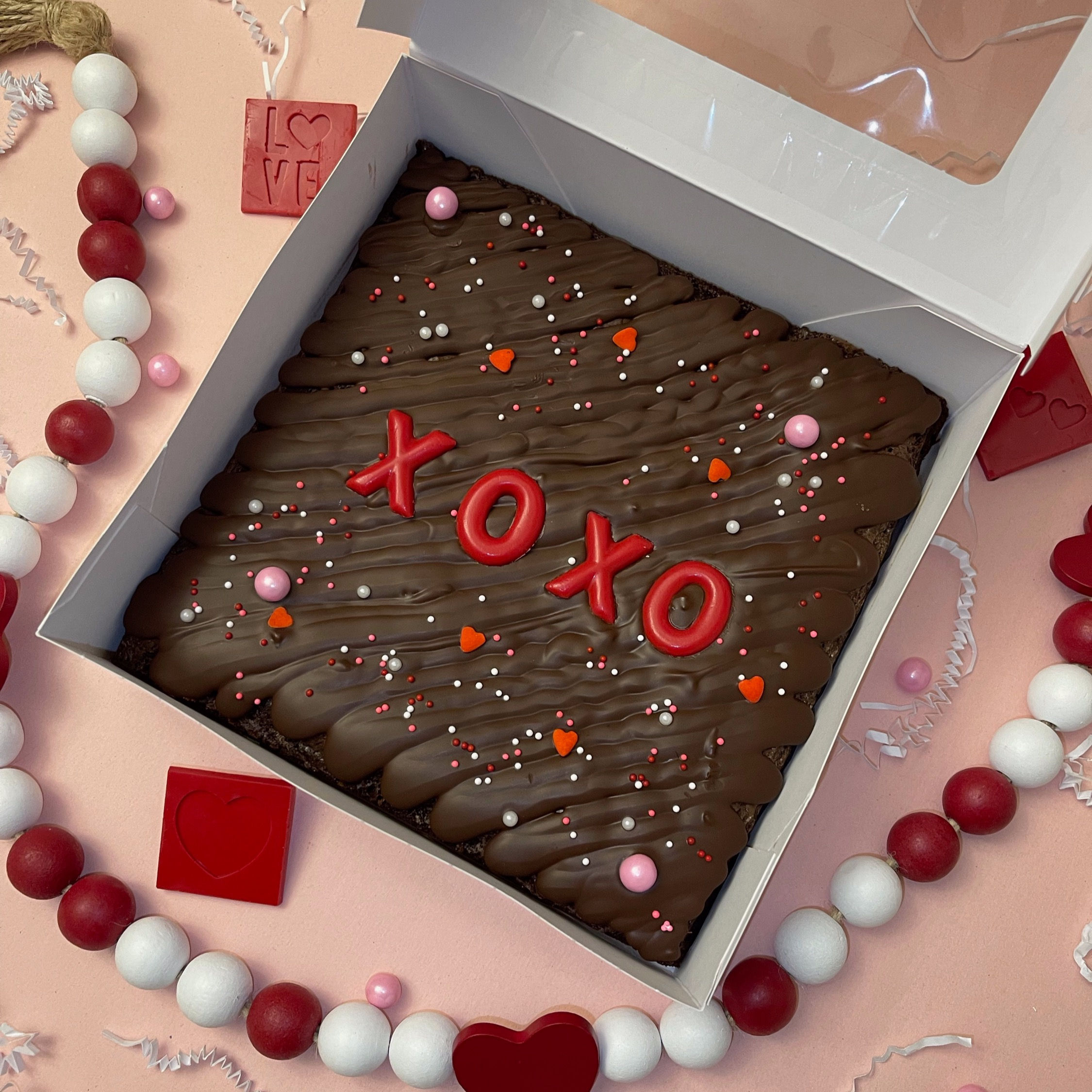 HUGS & KISSES BROWNIE SLAB