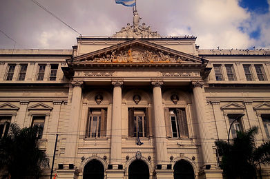 FachadaFacultad de Ciencias Económicas Uba