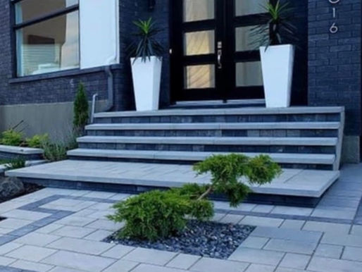 aménagement paysager avec entrée de maison en pavé uni Rive-Sud de Montréal