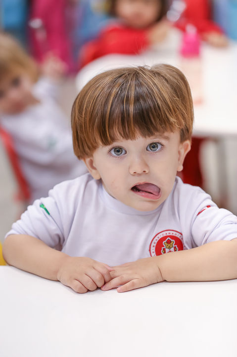 fotografia escolar, fotografia infantil, retrato infantil, retrato escolar, foto na escola, acompanhamento fotográfico escolar, memórias escolares, momentos na escola, fotografia de crianças na escola, ensino infantil, ensino bilíngue, fotografia escolar bauru, fotografia escolar araraquara, fotografia escolar são carlos, maple bear, maple bear brasil, formatura na escola, foto de formatura escolar, ensaio de formatura, school memories, dani scandolara fotografia