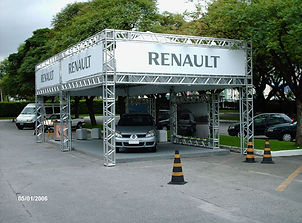STAND RENAULT.jpg