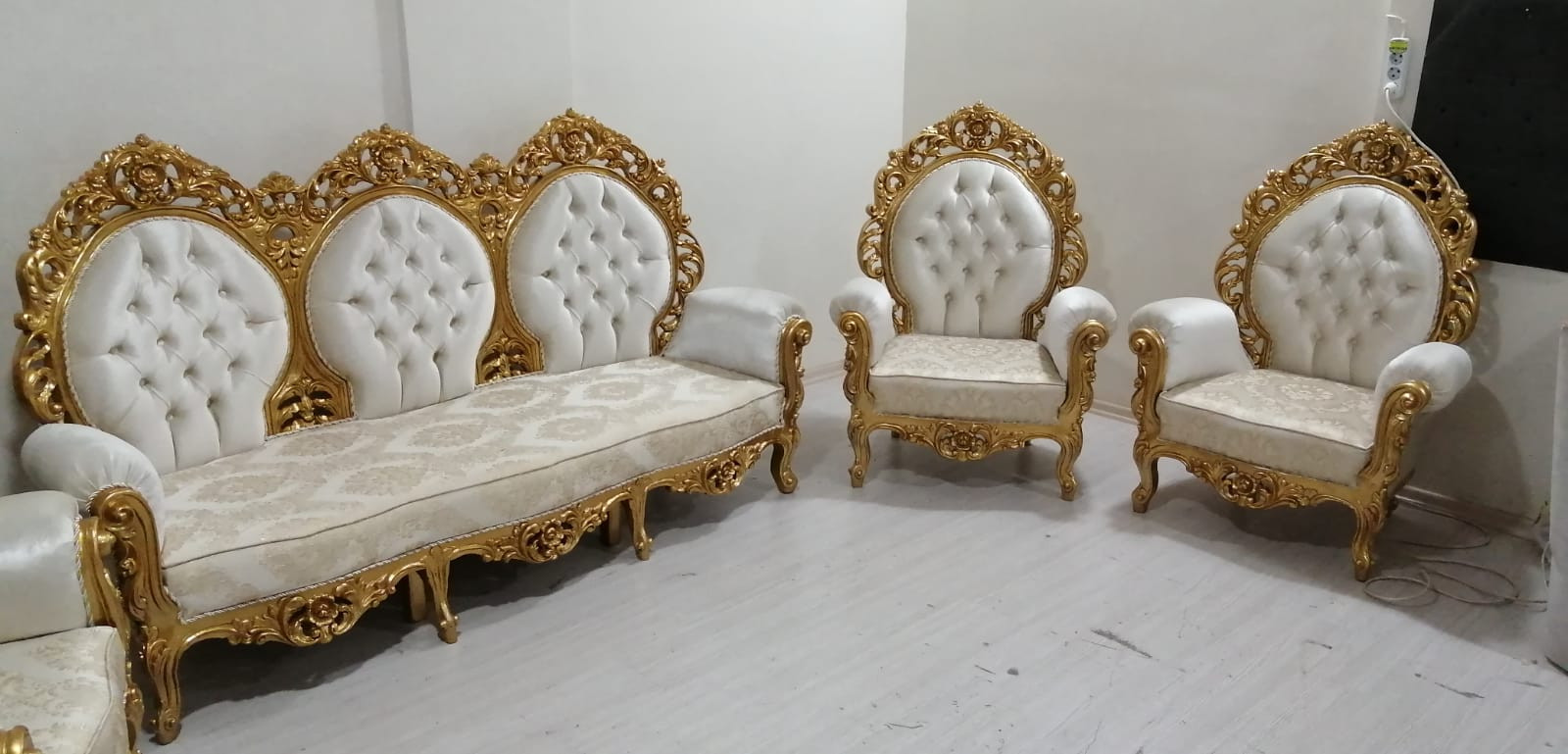 Antika Takım Döşeme