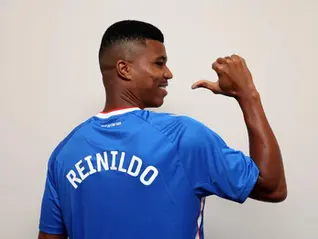 REINILDO ANNOUNCES INTERNATIONAL RETIREMENT