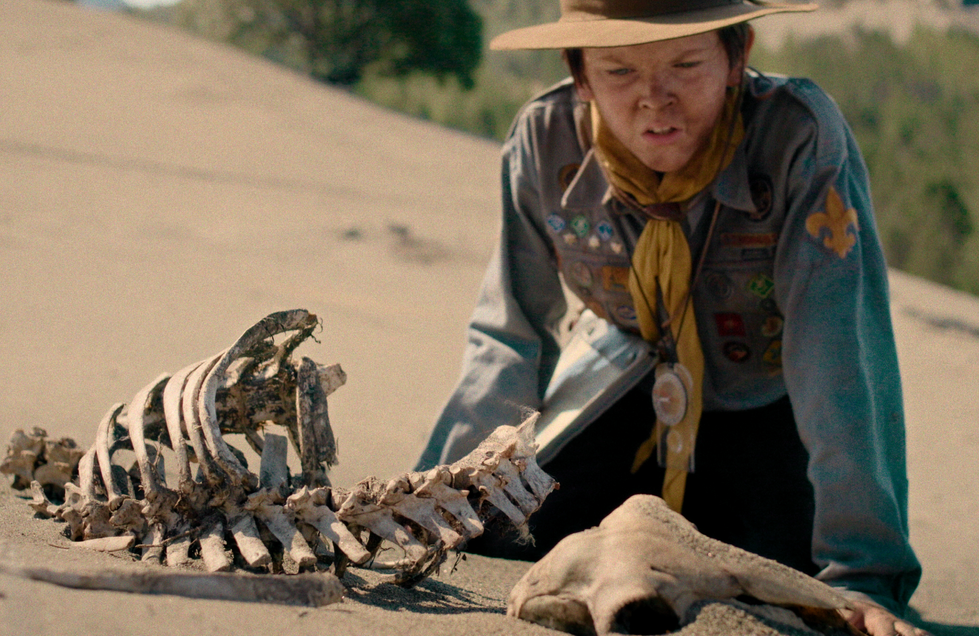 01.54.20.22_bernt-death-valley-skeleton