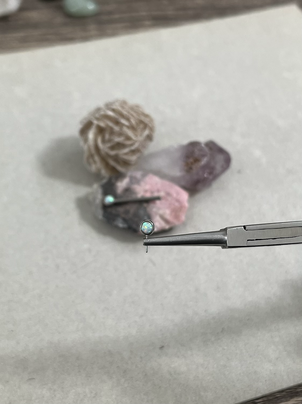 Miniatura: Top ópalo plano (pin)