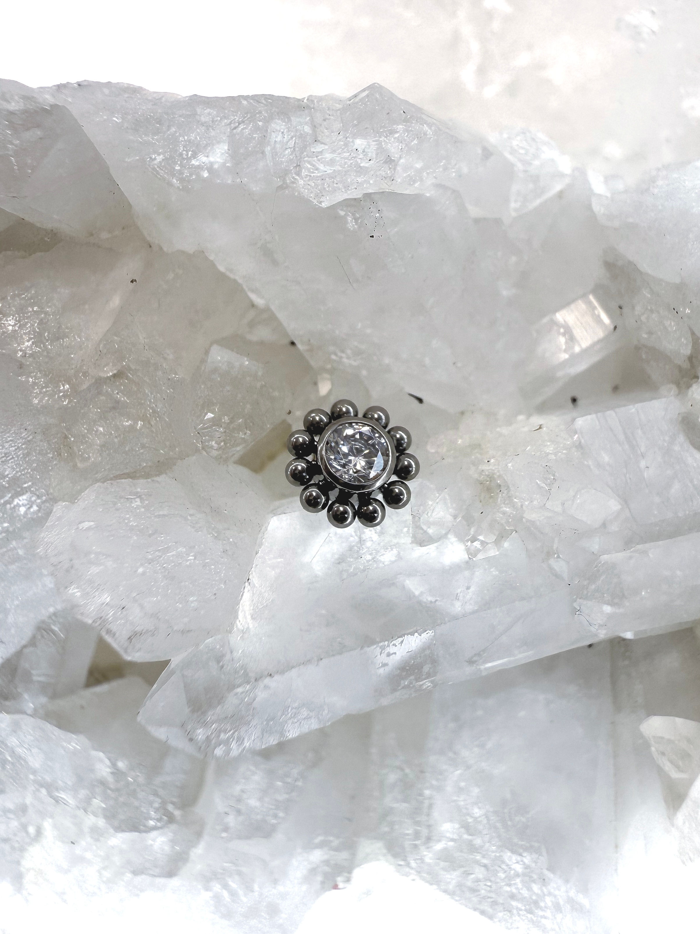 Top flor zirconia y micro esferas (16g)