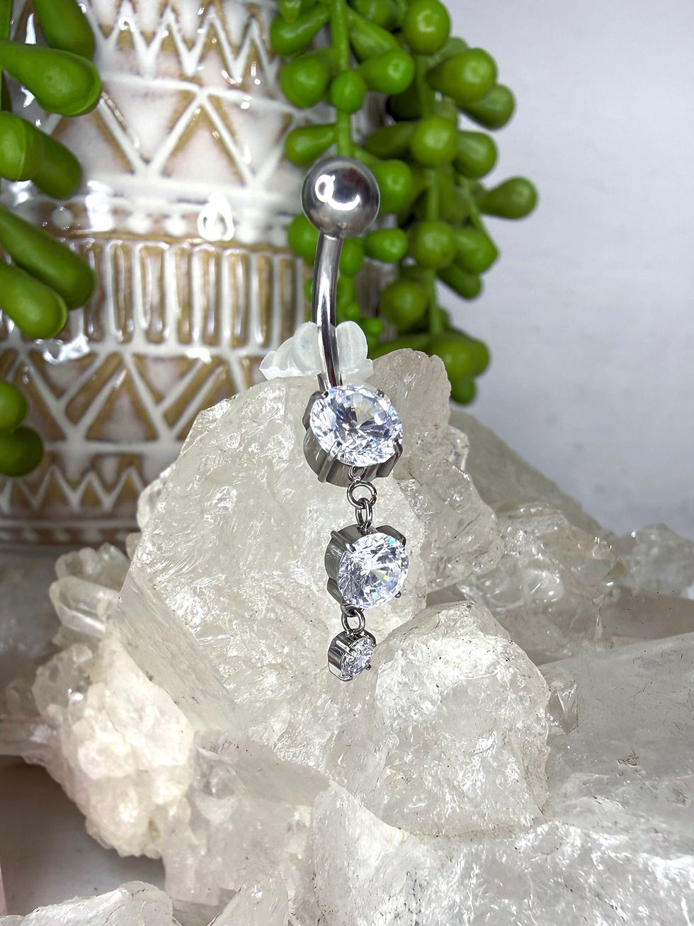 Miniatura: Barbell curvo ombligo con zirconias colgantes (cuerda 14g)