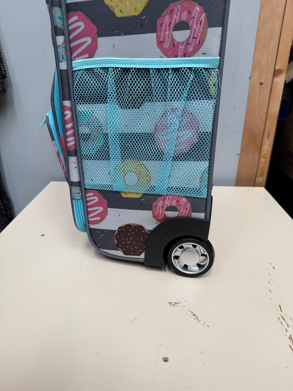 Thumbnail: kids wheeled cabin suitcase case £8