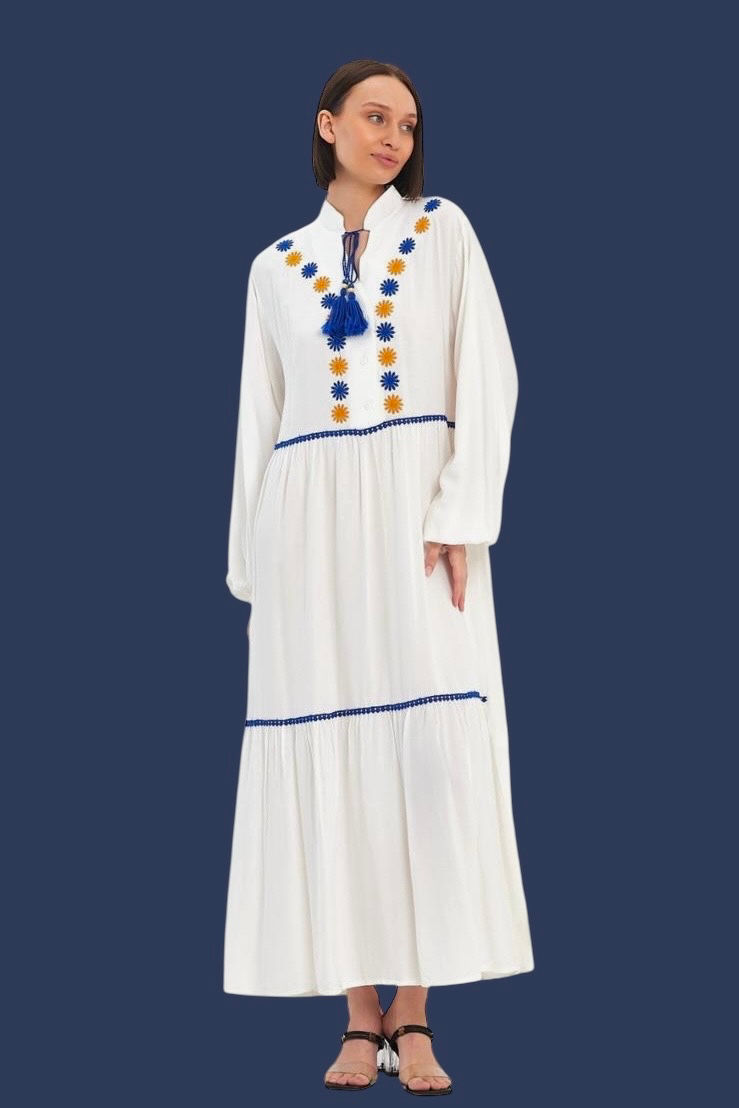 EMBROIDERED V-NECK VAXI DRESS IN white 