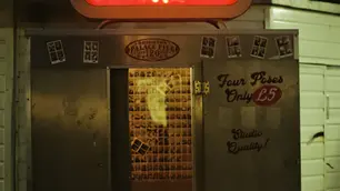 Photo Booth Etiquette: Making the Most of Your Rental