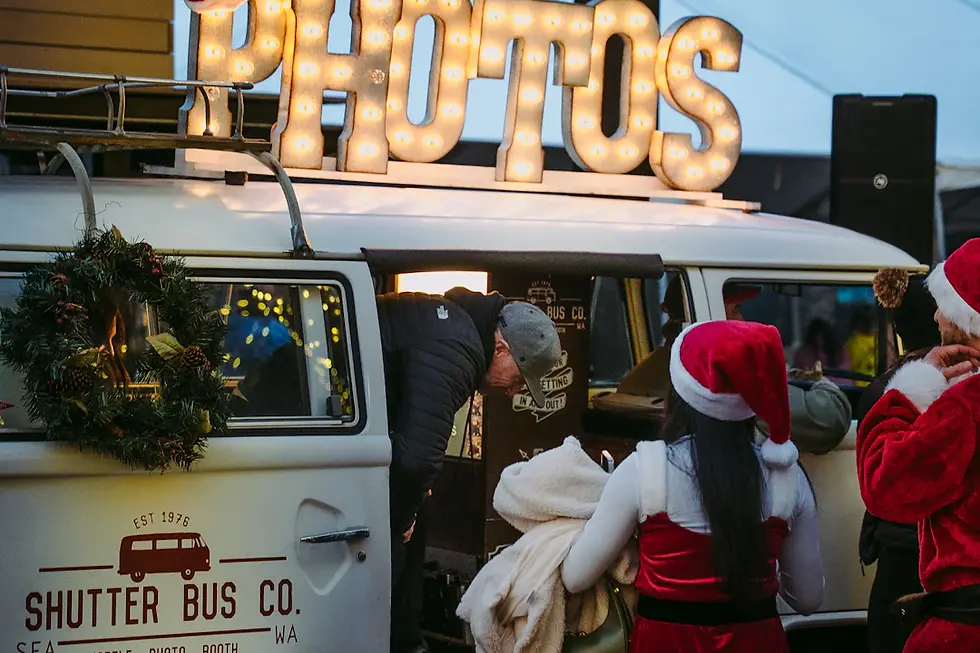 Engaging Guests: How a Photo Booth Can Break the Ice at San Diego Gatherings