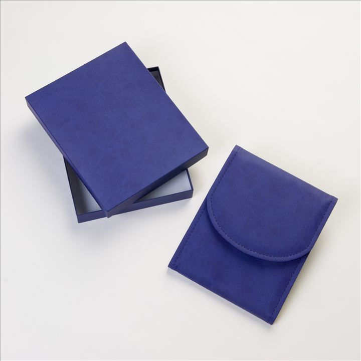 Pearl & Necklace Folder