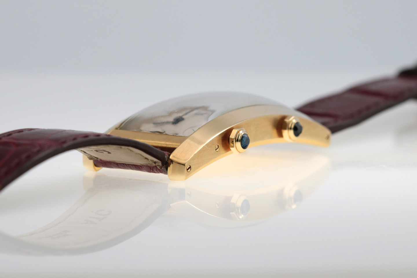 Cartier Tank Cintree Dual Time Zone Yellow Gold lug crowns 2