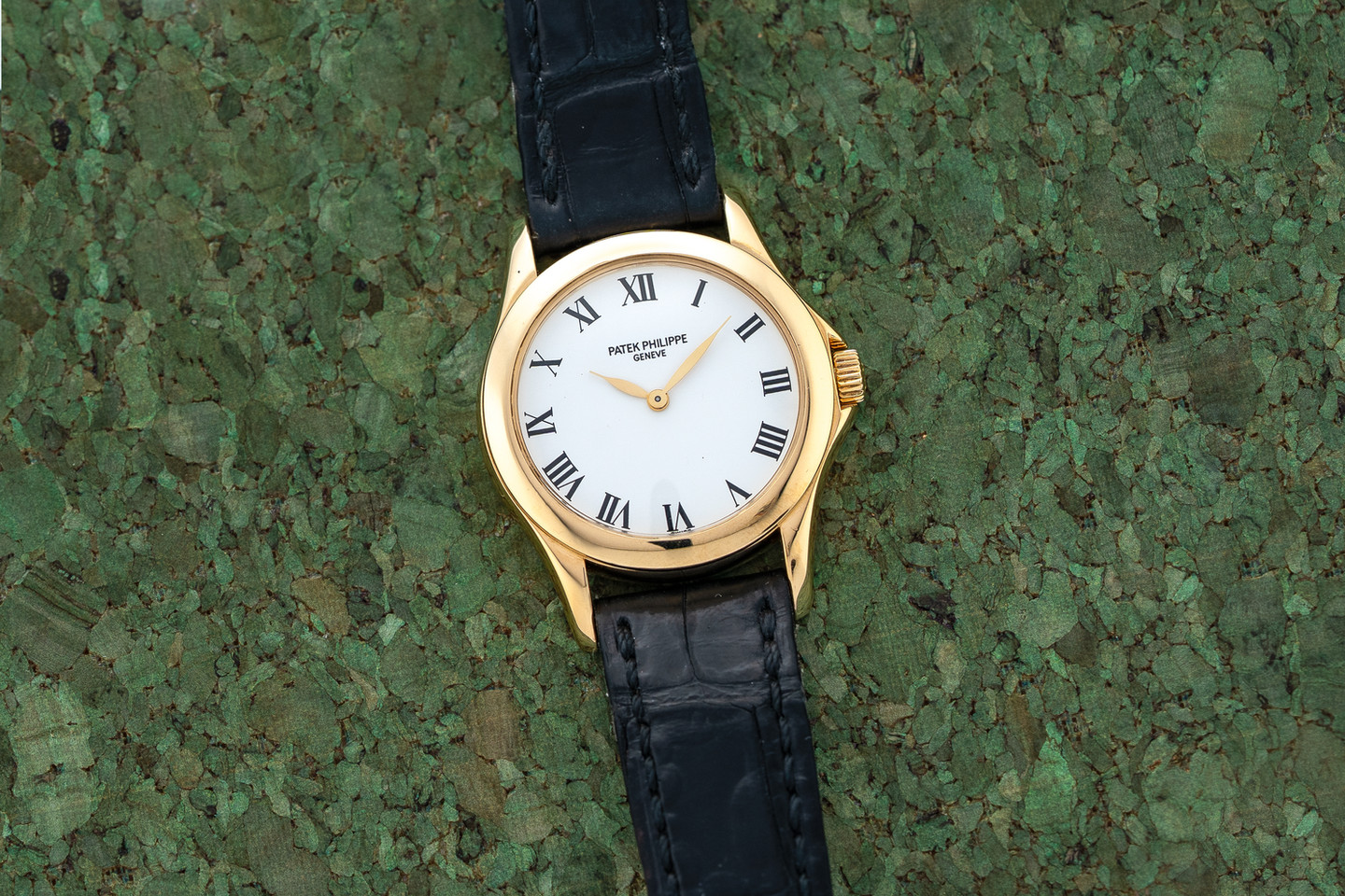 Patek Philippe Yellow Gold Lady's Calatrava Ref. 4905 live